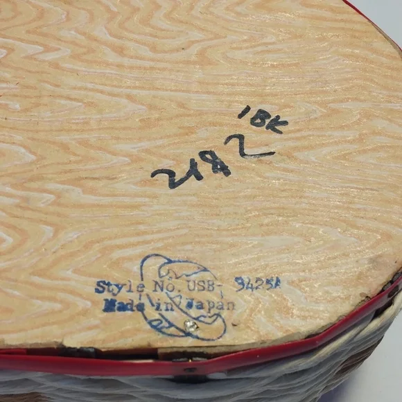 Vintage Personal Sewing Box - Picture 8 of 9